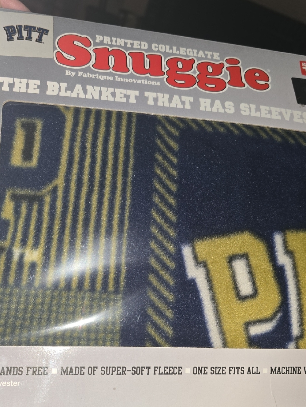 Snuggie Blannket With Sleeves PITT